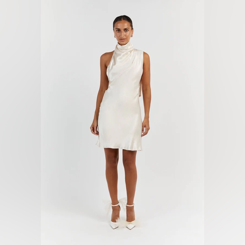 DISSH Aisle Pearl Satin Backless Mini Dress - Picture 2 of 5